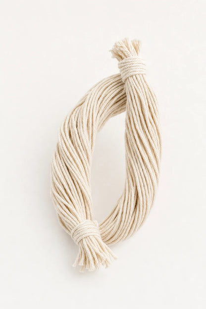 Pre-Cut 4' Cotton Balloon Strings – 144 Count premium studio product photo