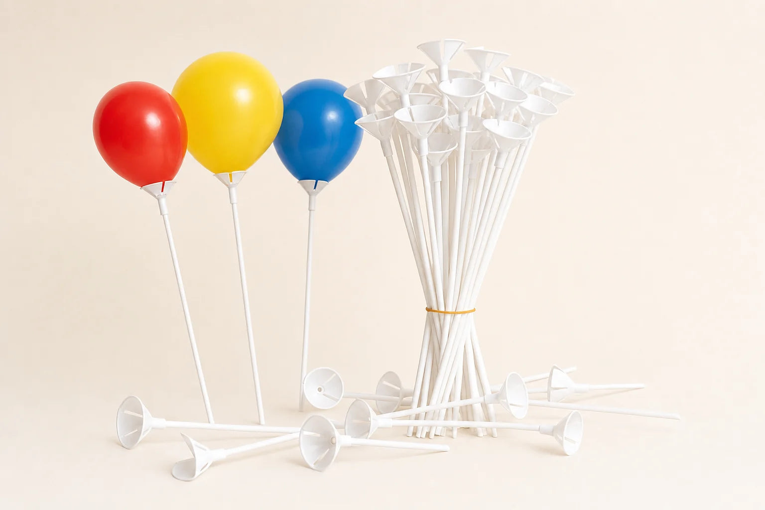 Balloon Sticks & Cups – Pack of 100 quantity and scale product image