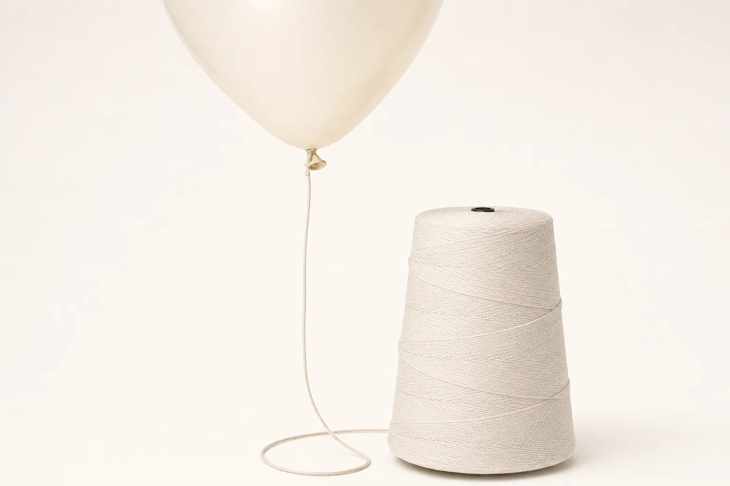 3600' Cotton Strings Cone shown in balloon setup use case